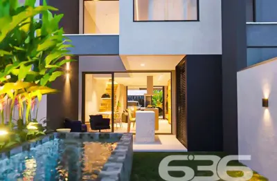 Casa com 3 quartos à venda na Rua Papa João XXIII, 186, Iririú, Joinville