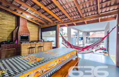 Casa com 4 quartos à venda na Amândio Cabral, 54, Centro, Balneário Barra do Sul