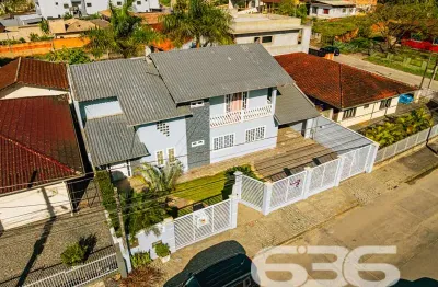 Casa com 5 quartos à venda na Rua Minas Gerais, 305, Nova Brasília, Joinville