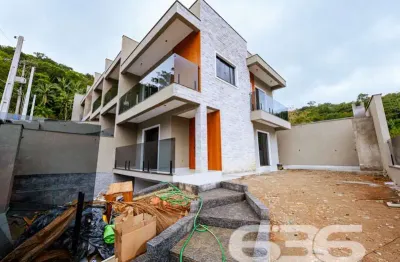Casa com 3 quartos à venda na Rua Quinze de Novembro, 255, Glória, Joinville