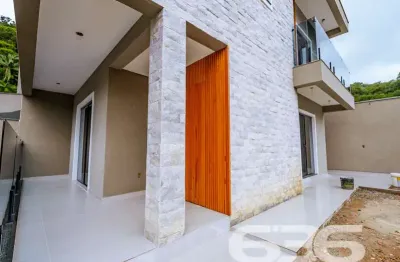Casa com 3 quartos à venda na Rua Quinze de Novembro, 255, Glória, Joinville
