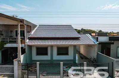 Casa com 3 quartos à venda na Jaraguá Do Sul, Costeira, Balneário Barra do Sul