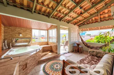 Casa com 3 quartos à venda na Amândio Cabral, 16, Centro, Balneário Barra do Sul