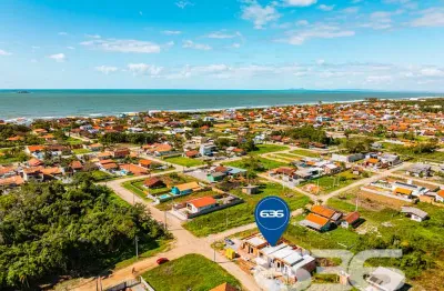 Casa com 2 quartos à venda na Nereu Ramos, 112, Salinas, Balneário Barra do Sul