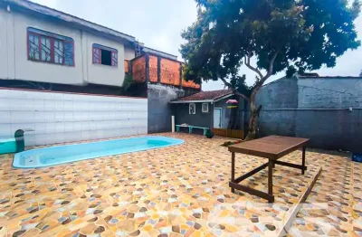 Casa com 3 quartos à venda na Rua Benício Felipe da Silva, 71, Adhemar Garcia, Joinville