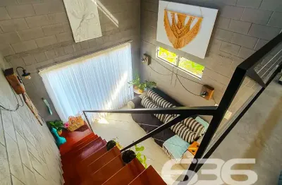 Casa com 1 quarto à venda na Rua Melbourne, 80, Ubatuba, São Francisco do Sul