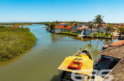 Casa com 2 quartos à venda na Amândio Cabral, 169, Centro, Balneário Barra do Sul