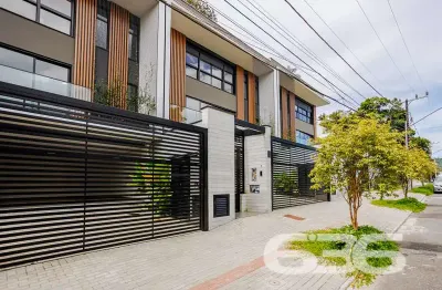 Casa com 3 quartos à venda na Rua Quinze de Novembro, 663, América, Joinville