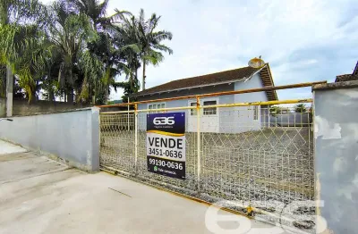 Casa com 2 quartos à venda na Rua Quinze de Novembro, 219, Vila Nova, Joinville