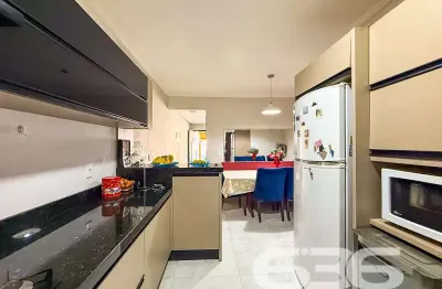Casa com 3 quartos à venda na Rua Tuiuti, 613, Aventureiro, Joinville