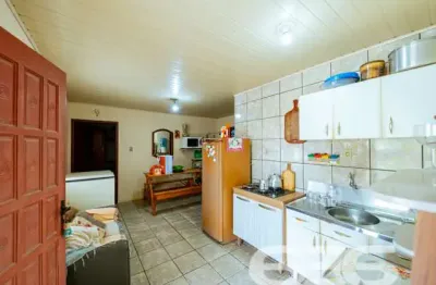 Casa com 2 quartos à venda na Amândio Cabral, 50, Centro, Balneário Barra do Sul