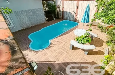 Casa com 3 quartos à venda na Rua Voluntários da Pátria, 157, Itaum, Joinville