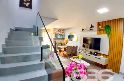Casa com 3 quartos à venda na Rua Albano Schmidt, 344, Boa Vista, Joinville