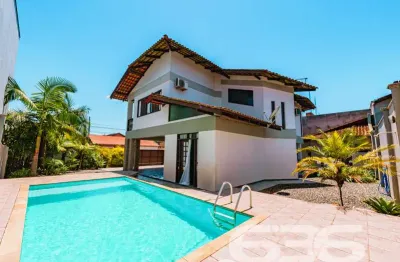 Casa com 3 quartos à venda na Rua Santa Catarina, 63, Floresta, Joinville