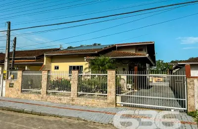 Casa com 3 quartos à venda na Rua Quinze de Novembro, 177, Vila Nova, Joinville