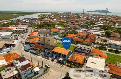 Casa com 2 quartos à venda na Amândio Cabral, 119, Centro, Balneário Barra do Sul