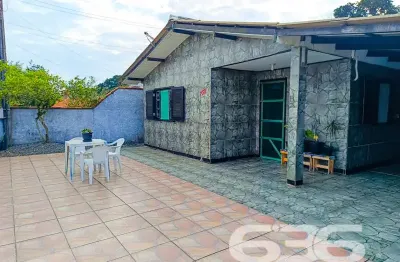 Casa com 2 quartos à venda na Jaraguá Do Sul, 758, Costeira, Balneário Barra do Sul