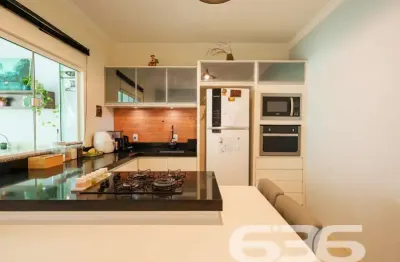 Casa com 2 quartos à venda na Rua Professor Eunaldo Verdi, 86, Jardim Sofia, Joinville