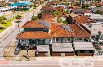 Casa comercial à venda na Rua Tuiuti, 563, Aventureiro, Joinville