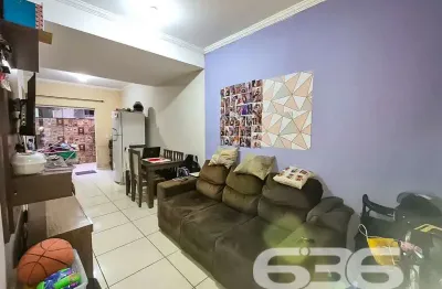 Casa com 2 quartos à venda na Rua dos Mecânicos, 163, Paranaguamirim, Joinville