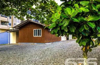 Terreno à venda na Rua Almirante Jaceguay, 253, Costa e Silva, Joinville