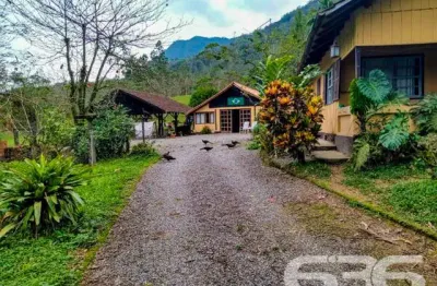 Chácara / sítio com 4 quartos à venda na Rua Quinze de Novembro, 35, Vila Nova, Joinville