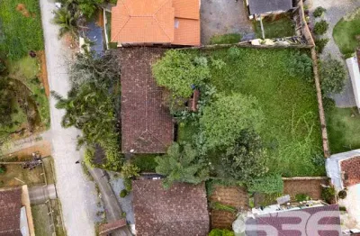 Terreno à venda na Rua Papa João XXIII, 265, Iririú, Joinville