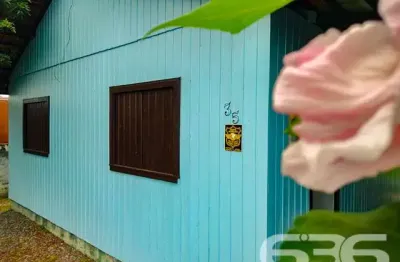 Casa com 3 quartos à venda na Rua Pelicano, 35, Barra do Itapocú, Araquari