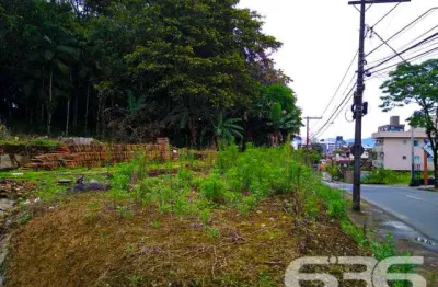 Terreno à venda na Rua Tenente Antônio João, 300, Bom Retiro, Joinville