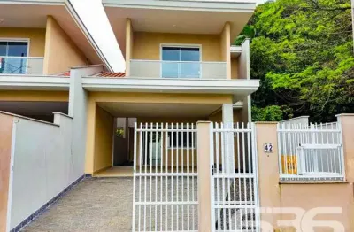 Casa com 3 quartos à venda na Rua Quinze de Novembro, América, Joinville