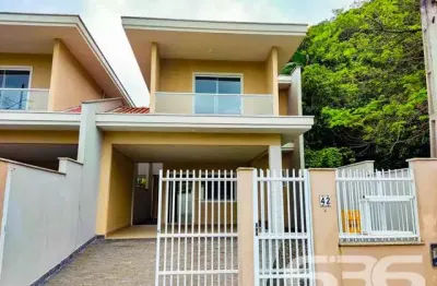 Casa com 3 quartos à venda na Rua Quinze de Novembro, América, Joinville