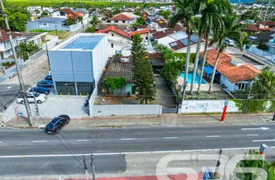 Casa com 4 quartos à venda na Albano Schimdt, 754, Boa Vista, Joinville