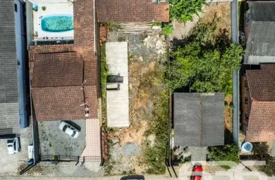Terreno à venda na Rua dos Mecânicos, 126, Paranaguamirim, Joinville