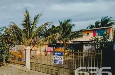 Casa com 4 quartos à venda na Perequê, 657, Pinheiros, Balneário Barra do Sul