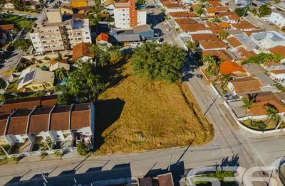 Terreno à venda na Rua Minas Gerais, 230, Nova Brasília, Joinville