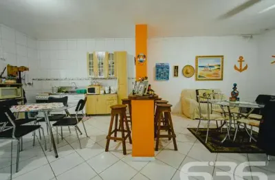Casa com 2 quartos à venda na Amândio Cabral, 469, Centro, Balneário Barra do Sul