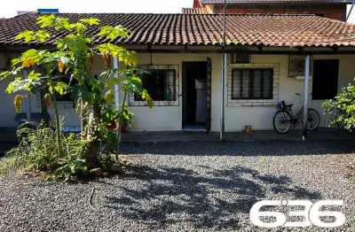 Casa com 3 quartos à venda na Rua Tuiuti, 911, Aventureiro, Joinville