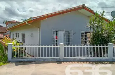 Casa com 3 quartos à venda na Rua Fátima, 486, Jarivatuba, Joinville
