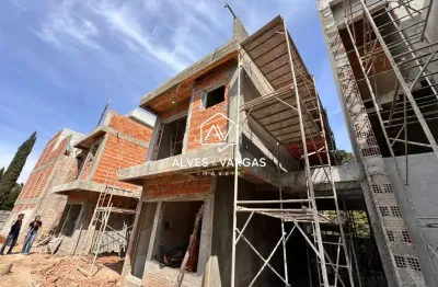 Casa em condomínio fechado com 3 quartos à venda na rua joão antônio prosdócimo, 527, uberaba, curitiba por r$ 935.000