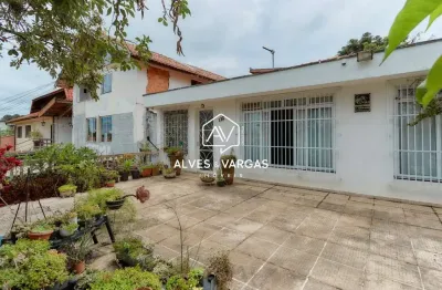 Casa com 5 quartos à venda na alexandre dalcuch, 132, bacacheri, curitiba por r$ 700.000