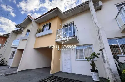 Casa em condomínio fechado com 3 quartos à venda na rua capitão leônidas marques, 1746, uberaba, curitiba por r$ 695.000