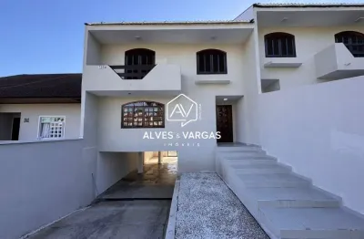 Casa com 3 quartos à venda na rua francisco castelano, 728, jardim das américas, curitiba por r$ 890.000