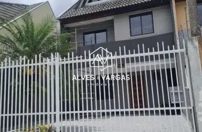 Casa com 3 quartos para alugar na rua francisco castelano, 61, jardim das américas, curitiba por r$ 4.700