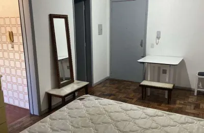 Kitnet / Stúdio à venda na Rua Bento de Amaral, Jardim Botânico, Porto Alegre