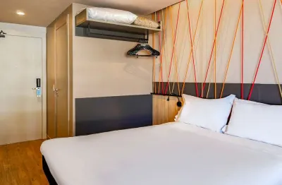 Kitnet / Stúdio à venda na Rua Vinte e Quatro de Outubro, Auxiliadora, Porto Alegre