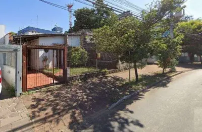 Casa com 2 quartos à venda na Avenida Grécia, Passo da Areia, Porto Alegre
