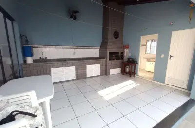 Casa com 3 quartos à venda na Rua Professor Clemente Pinto, Medianeira, Porto Alegre