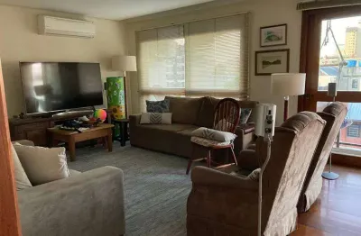 Apartamento com 3 quartos à venda na Avenida Getúlio Vargas, Menino Deus, Porto Alegre