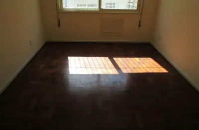 Apartamento com 3 quartos à venda na Rua Miguel Couto, Menino Deus, Porto Alegre