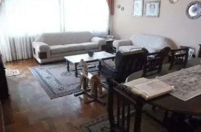 Casa com 3 quartos à venda na Rua Eurico Lara, Menino Deus, Porto Alegre